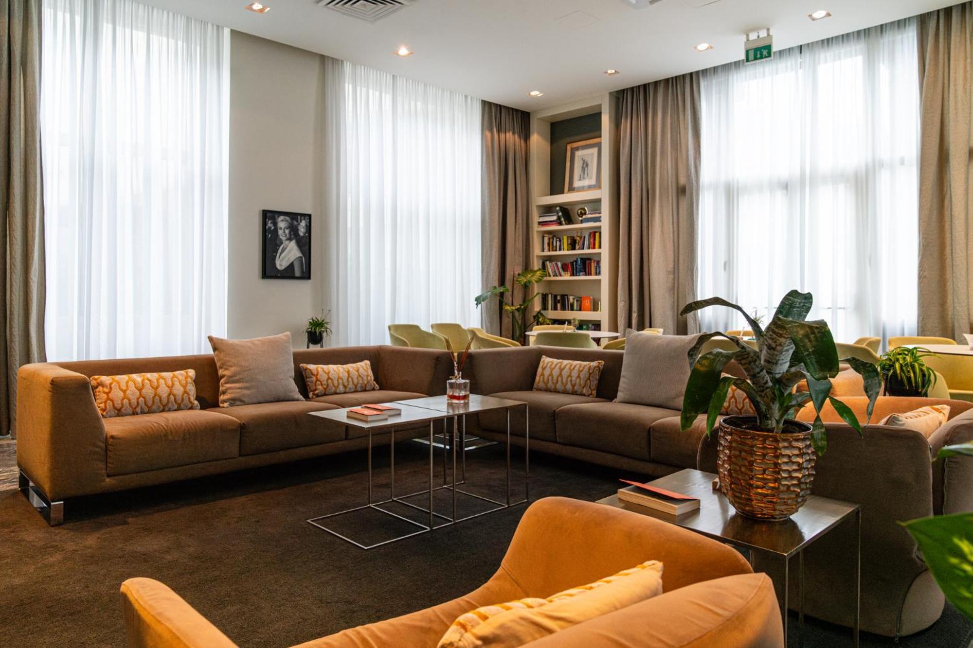 Araba Fenice Hotel Iseo Exteriér fotografie